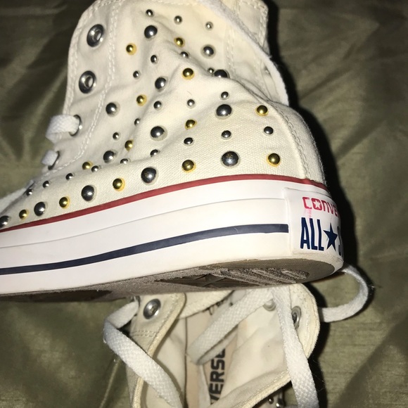 Women’s Rhinestone Converse! - Picture 4 of 4